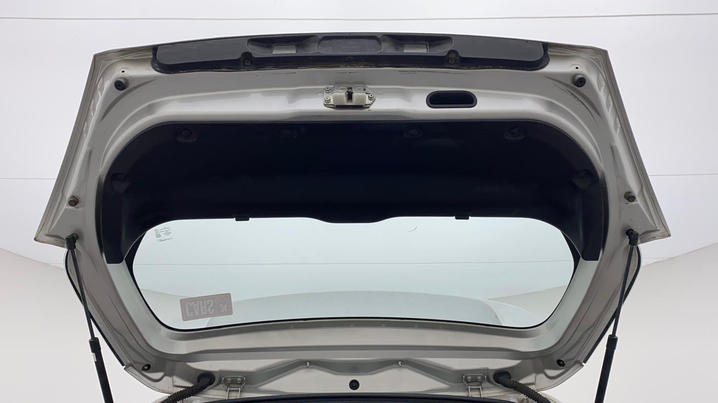 2013 Maruti Swift VXI, Petrol, Manual, 35,748 km, Boot Door Open