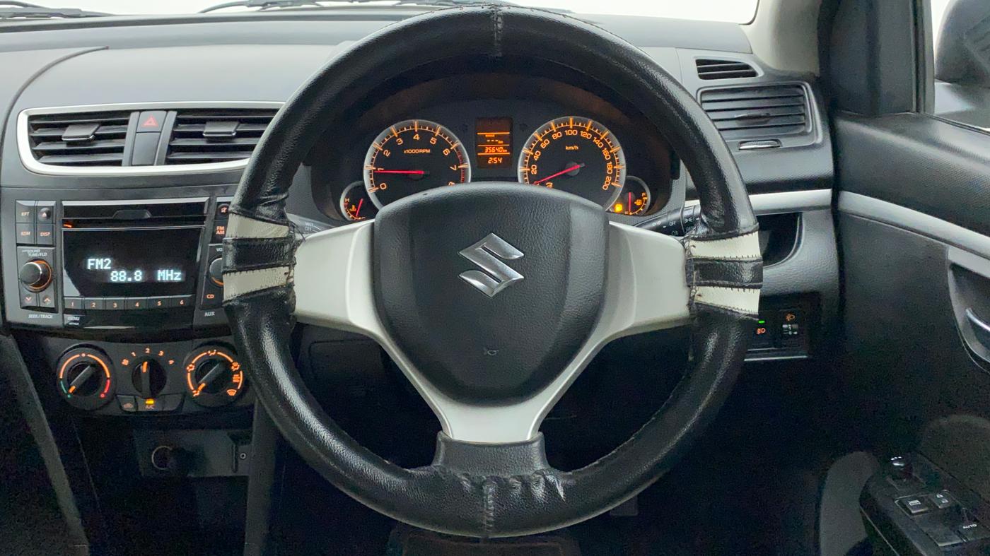 2013 Maruti Swift VXI, Petrol, Manual, 35,748 km, Steering Wheel Close Up