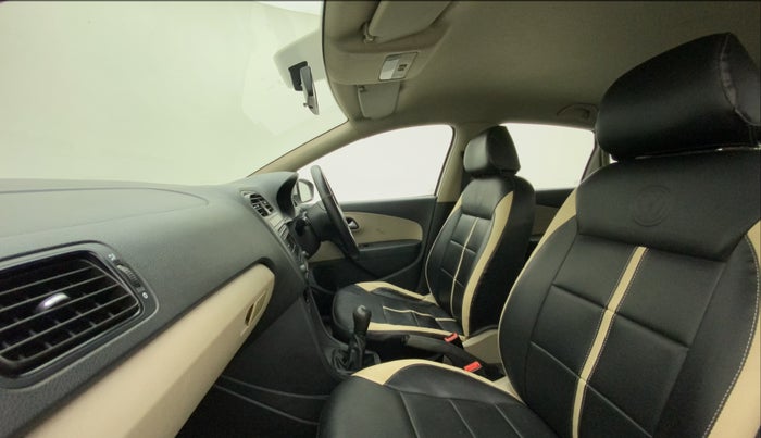 2013 Volkswagen Polo COMFORTLINE 1.2L PETROL, Petrol, Manual, 1,19,316 km, Right Side Front Door Cabin