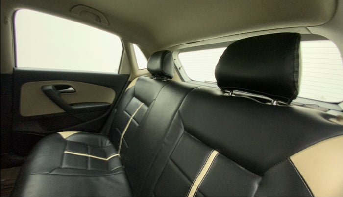 2013 Volkswagen Polo COMFORTLINE 1.2L PETROL, Petrol, Manual, 1,19,316 km, Right Side Rear Door Cabin