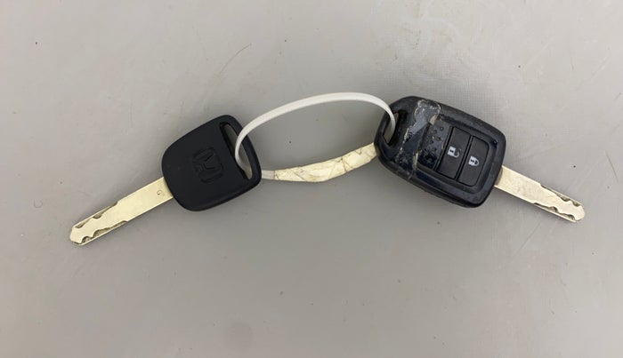 2016 Honda Jazz 1.2L I-VTEC VX, Petrol, Manual, 61,368 km, Key Close Up