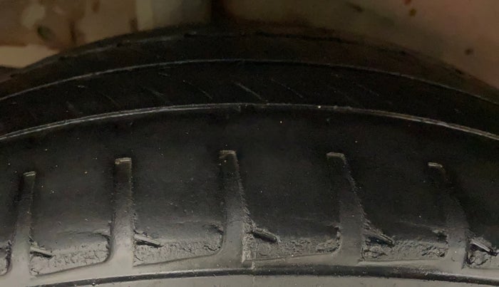 2016 Honda Jazz 1.2L I-VTEC VX, Petrol, Manual, 61,368 km, Right Rear Tyre Tread