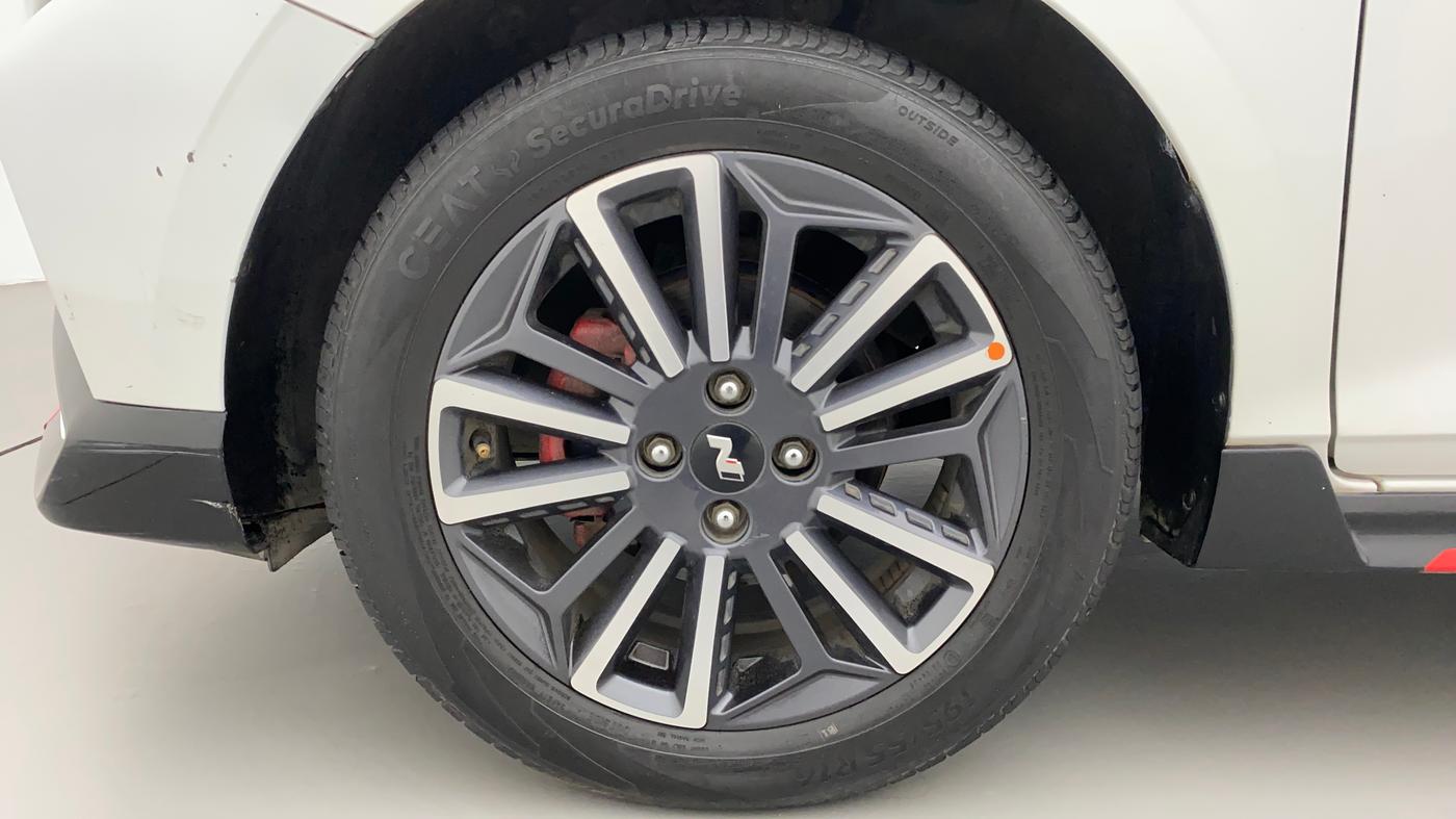 2021 Hyundai NEW I20 N LINE N8 1.0 TURBO GDI DCT, Petrol, Automatic, 23,083 km, Left Front Wheel