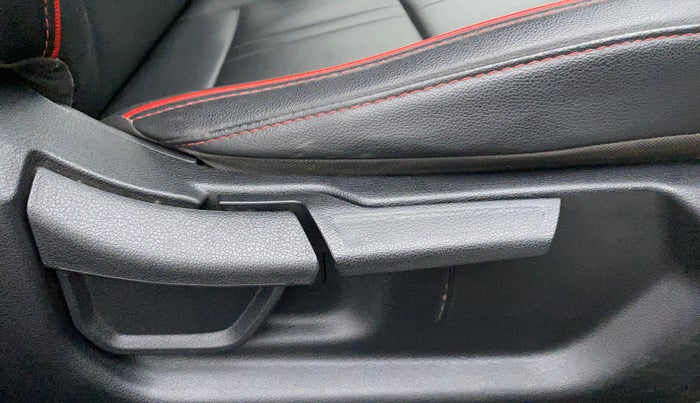2021 Hyundai NEW I20 N LINE N8 1.0 TURBO GDI DCT, Petrol, Automatic, 23,083 km, Driver Side Adjustment Panel