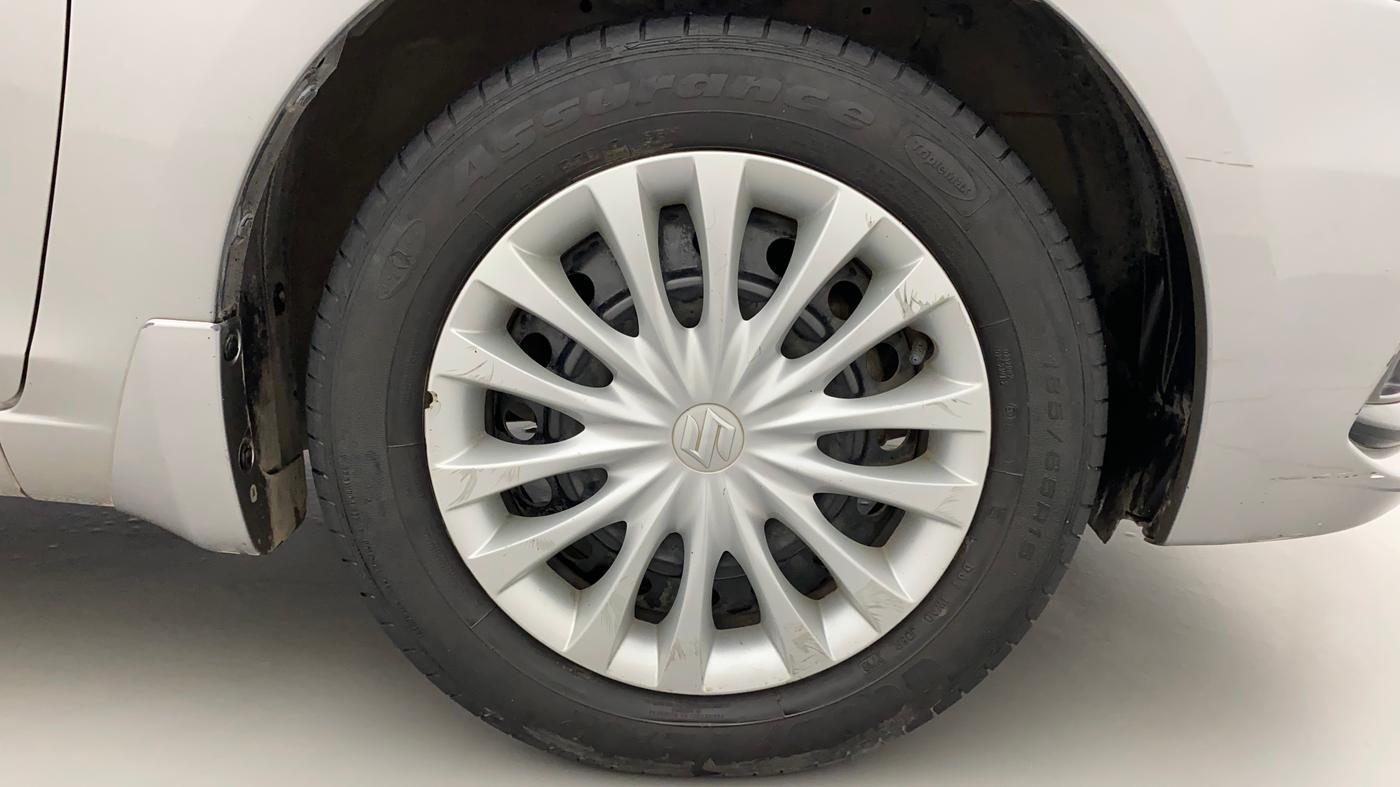 2018 Maruti Ciaz SIGMA 1.5 SHVS MT  PETROL, Petrol, Manual, 41,328 km, Right Front Wheel