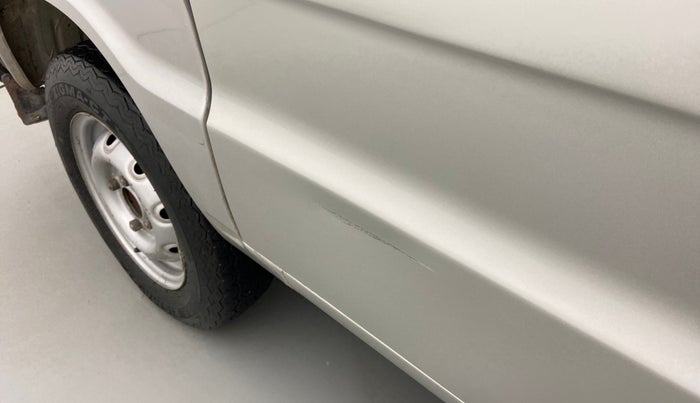 2012 Maruti OMNI E 8 STR, Petrol, Manual, 35,429 km, Right rear door - Slightly dented