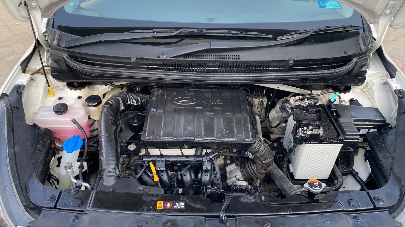 2024 Hyundai AURA SX 1.2, Petrol, Manual, 17,457 km, Engine View