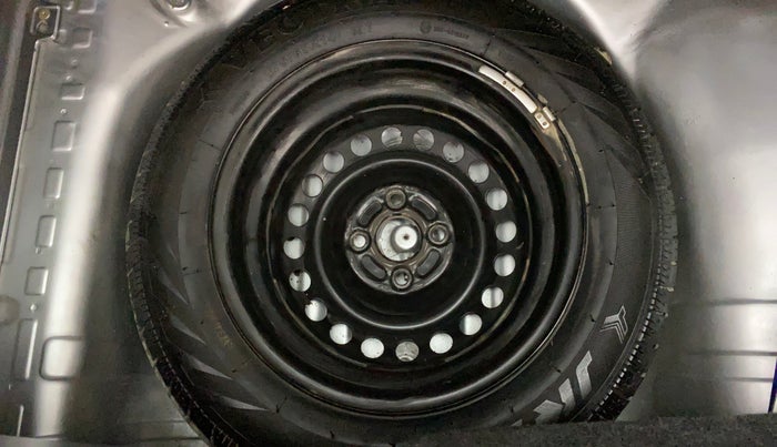 2016 Honda Brio VX MT, Petrol, Manual, 17,759 km, Spare Tyre