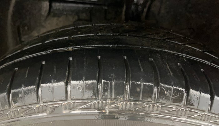 2021 Hyundai GRAND I10 NIOS MAGNA 1.2 KAPPA VTVT, Petrol, Manual, 42,914 km, Left Front Tyre Tread