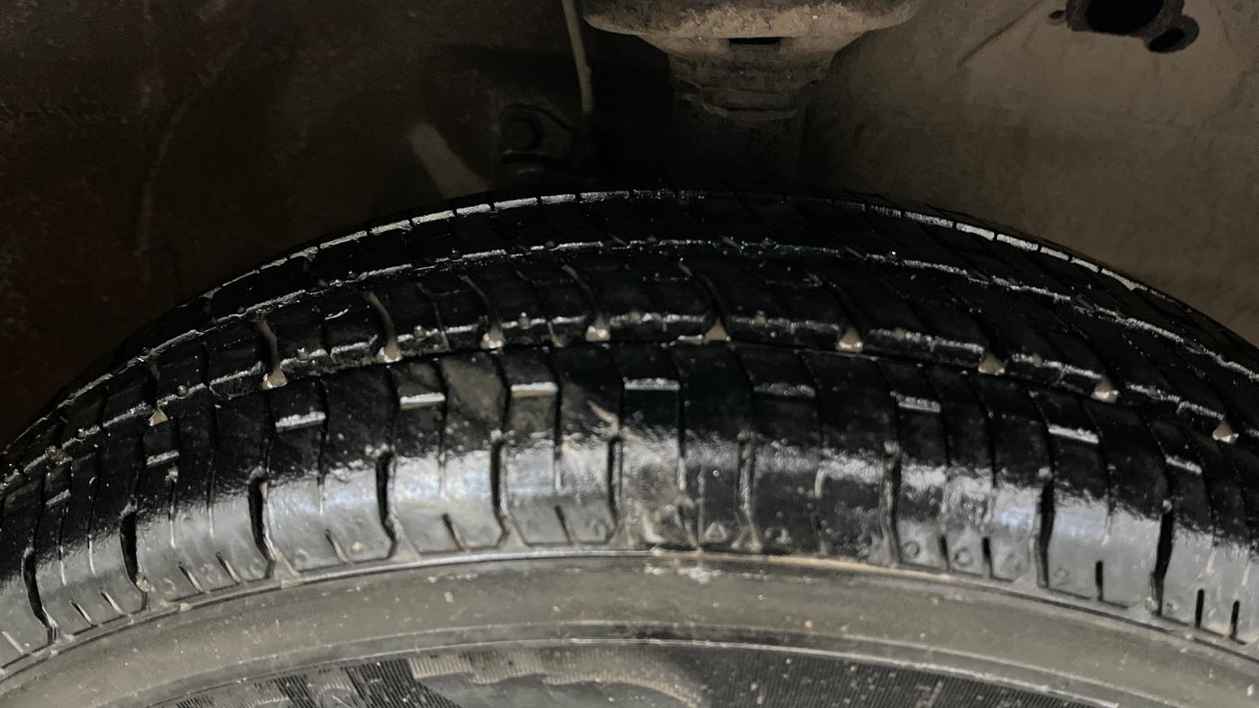 2017 Maruti Wagon R 1.0 LXI, Petrol, Manual, 33,179 km, Right Front Tyre Tread