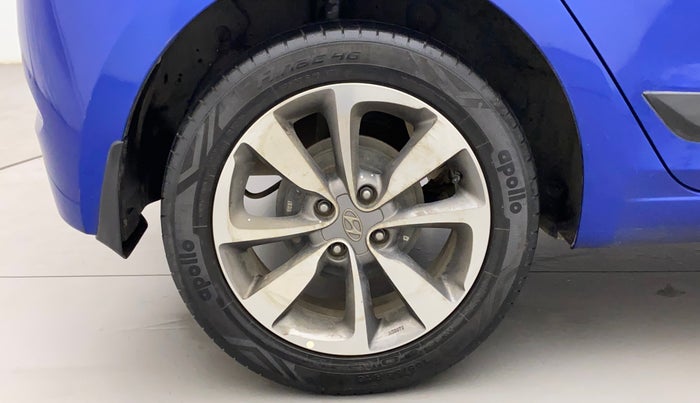 2016 Hyundai Elite i20 ASTA 1.2 (O), Petrol, Manual, 50,351 km, Right Rear Wheel