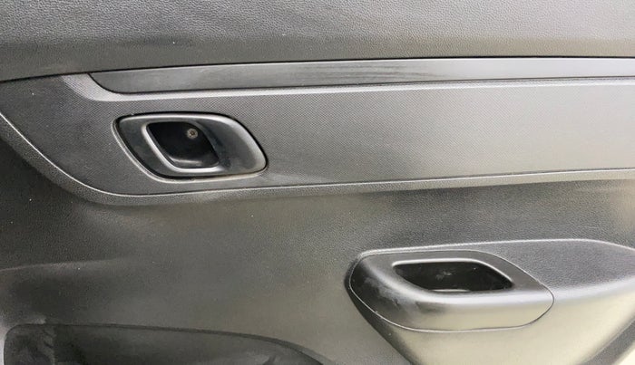 2021 Renault Kwid NEOTECH RXL 1.0 MT, Petrol, Manual, 79,962 km, Driver Side Door Panels Control