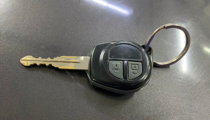 2017 Maruti Ertiga VDI SHVS, Diesel, Manual, 76,803 km, Key Close Up