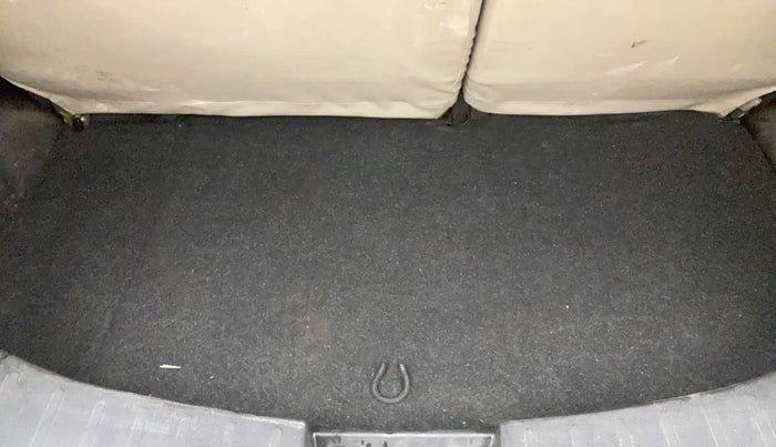 2013 Maruti Wagon R 1.0 VXI, Petrol, Manual, 58,557 km, Boot Inside