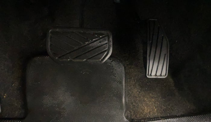 2024 Toyota Urban Cruiser Taisor S Plus 1.2 Petrol AMT, Petrol, Automatic, 29,273 km, Pedals