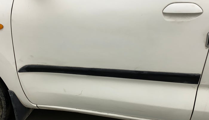 2018 Datsun Redi Go T (O), Petrol, Manual, 27,522 km, Front passenger door - Minor scratches