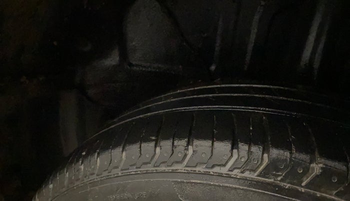 2022 Tata PUNCH PURE MT, Petrol, Manual, 56,413 km, Left Rear Tyre Tread