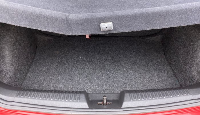 2019 Volkswagen Polo HIGH LINE PLUS 1.0, Petrol, Manual, 58,136 km, Boot Inside