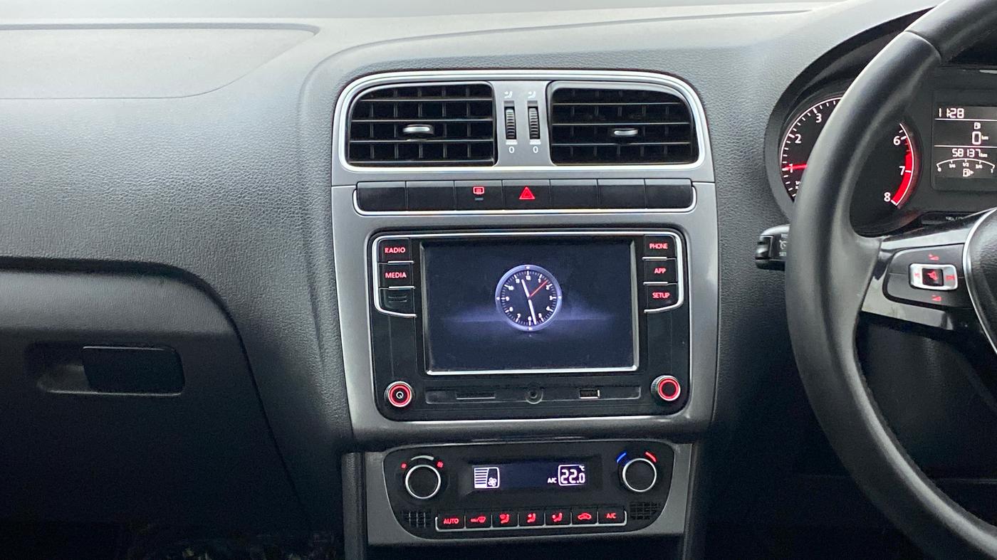 2019 Volkswagen Polo HIGH LINE PLUS 1.0, Petrol, Manual, 58,136 km, Air Conditioner