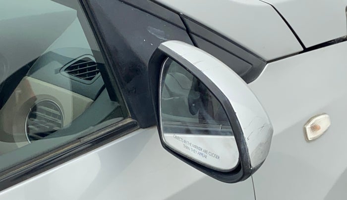 2017 Hyundai Grand i10 MAGNA 1.2 KAPPA VTVT, CNG, Manual, 47,749 km, Right rear-view mirror - Mirror movement not proper