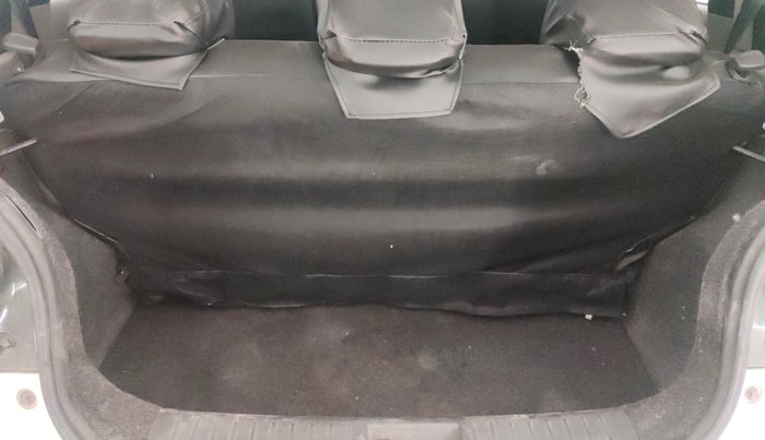 2016 Mahindra Kuv100 K6 D 6 STR, Diesel, Manual, 94,339 km, Boot Inside