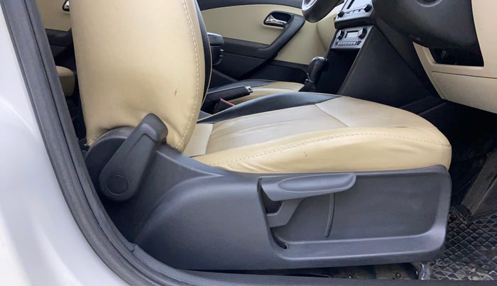 2019 Skoda Rapid AMBITION 1.6 MPI AT, Petrol, Automatic, 28,819 km, Driver Side Adjustment Panel