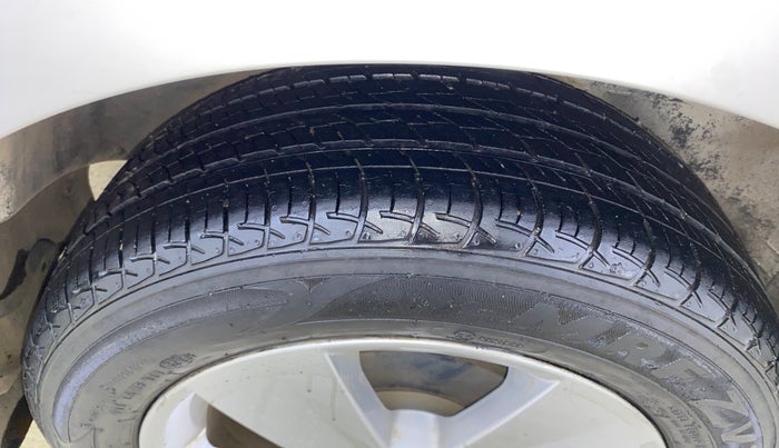 2019 Skoda Rapid AMBITION 1.6 MPI AT, Petrol, Automatic, 28,819 km, Right Rear Tyre Tread