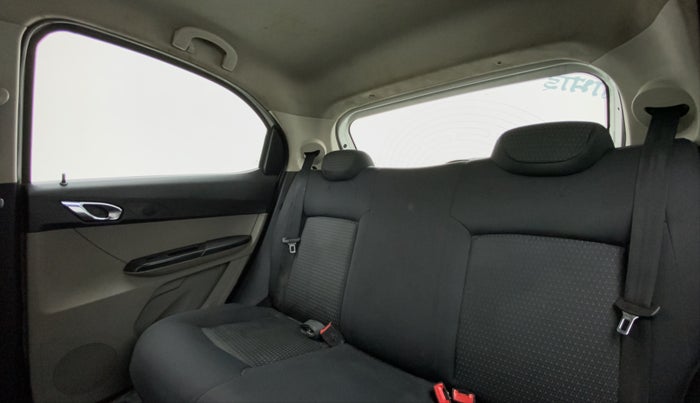 2018 Tata Tiago XZ 1.2 REVOTRON, Petrol, Manual, 38,133 km, Right Side Rear Door Cabin