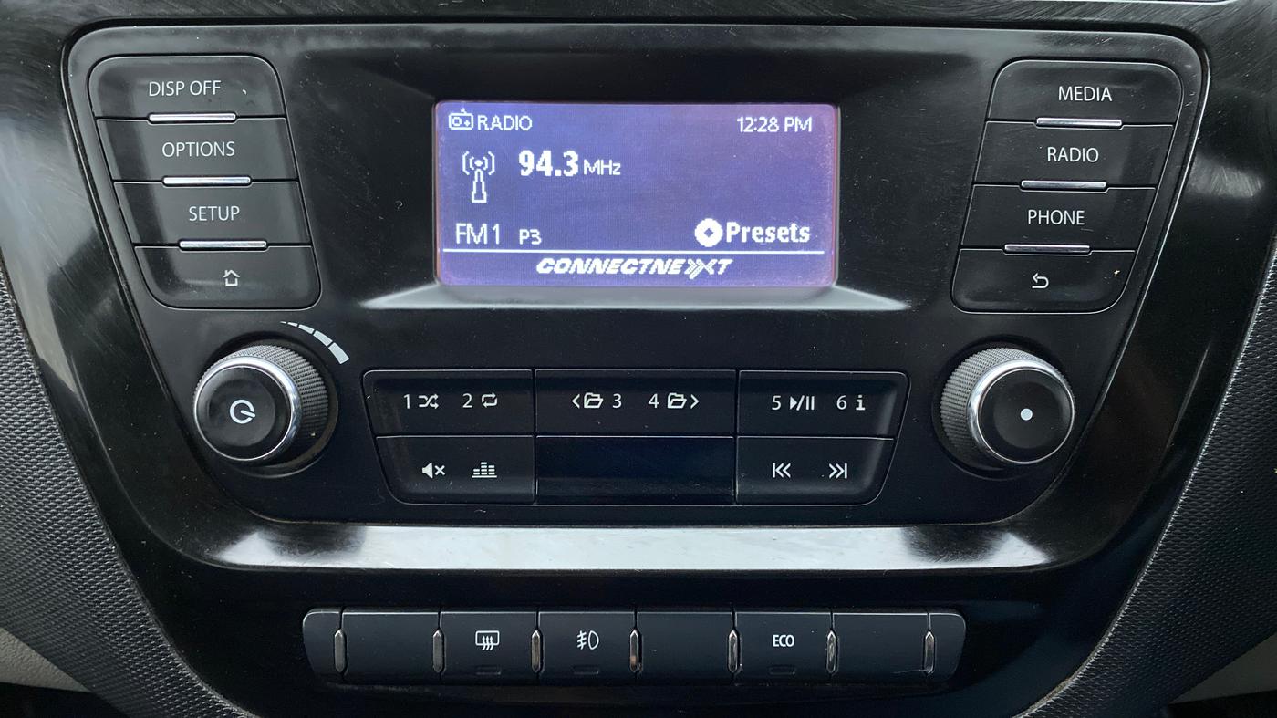 2018 Tata Tiago XZ 1.2 REVOTRON, Petrol, Manual, 38,133 km, Infotainment System
