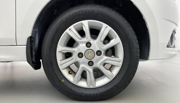 2018 Tata Tiago XZ 1.2 REVOTRON, Petrol, Manual, 38,133 km, Right Front Wheel