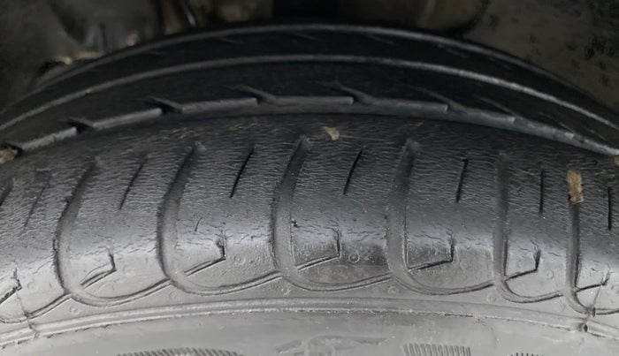 2018 Tata Tiago XZ 1.2 REVOTRON, Petrol, Manual, 38,133 km, Left Front Tyre Tread