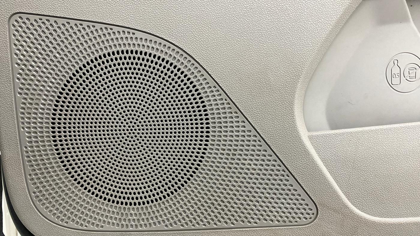 2018 Tata Tiago XZ 1.2 REVOTRON, Petrol, Manual, 38,133 km, Speaker