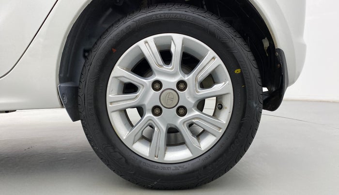 2018 Tata Tiago XZ 1.2 REVOTRON, Petrol, Manual, 38,133 km, Left Rear Wheel