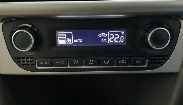 2017 Volkswagen Vento HIGHLINE PETROL AT, Petrol, Automatic, 1,14,298 km, Automatic Climate Control