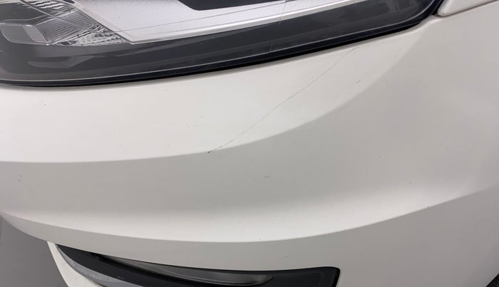 2017 Volkswagen Vento HIGHLINE PETROL AT, Petrol, Automatic, 1,14,298 km, Front bumper - Minor scratches