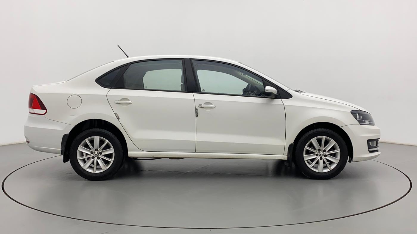 2017 Volkswagen Vento HIGHLINE PETROL AT, Petrol, Automatic, 1,14,298 km, Right Side View