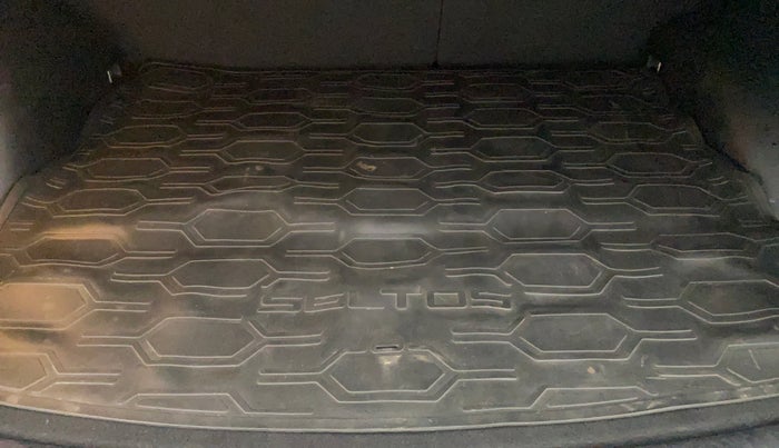 2020 KIA SELTOS GTX PLUS DCT 1.4 PETROL, Petrol, Automatic, 87,771 km, Boot Inside