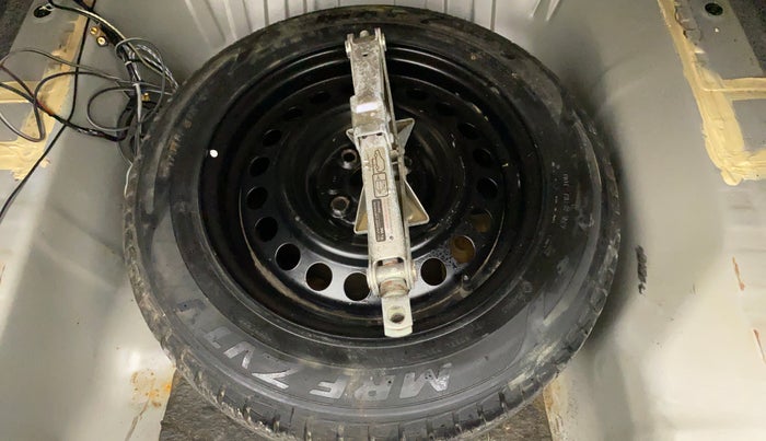 2015 Honda City 1.5L I-VTEC V MT, Petrol, Manual, 29,348 km, Dicky (Boot door) - Tool missing
