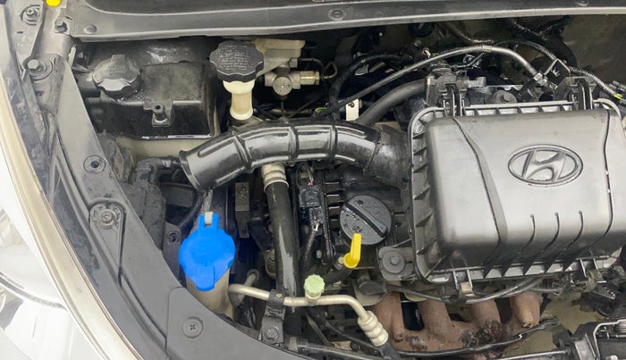 2014 Hyundai i10 SPORTZ 1.1, Petrol, Manual, 65,854 km, Engine View - Right