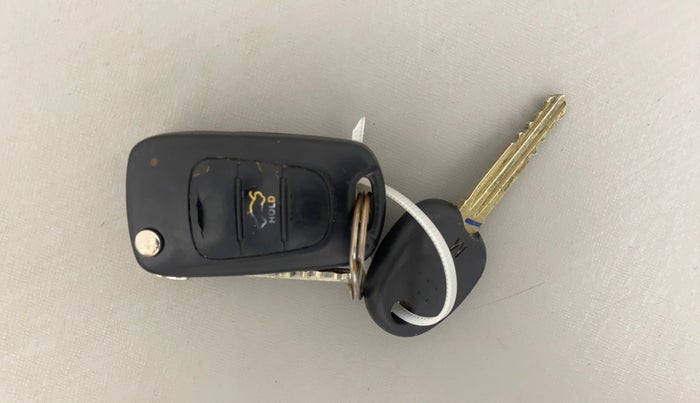 2014 Hyundai i10 SPORTZ 1.1, Petrol, Manual, 65,854 km, Key Close Up