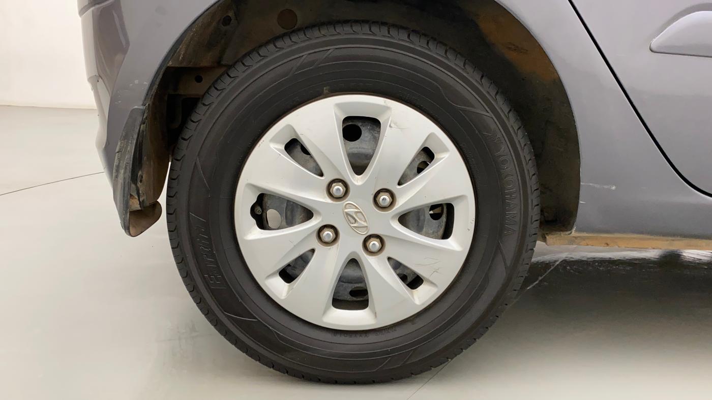 2013 Hyundai i10 SPORTZ 1.2 AT, Petrol, Automatic, 81,659 km, Right Rear Wheel