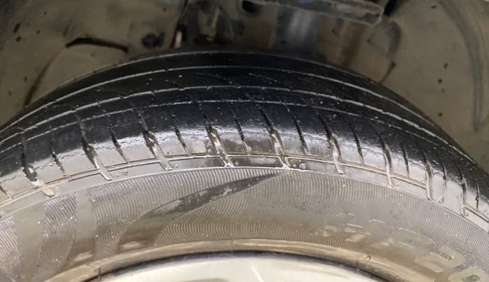 2022 Tata Tiago XT CNG, CNG, Manual, 90,622 km, Left Front Tyre Tread
