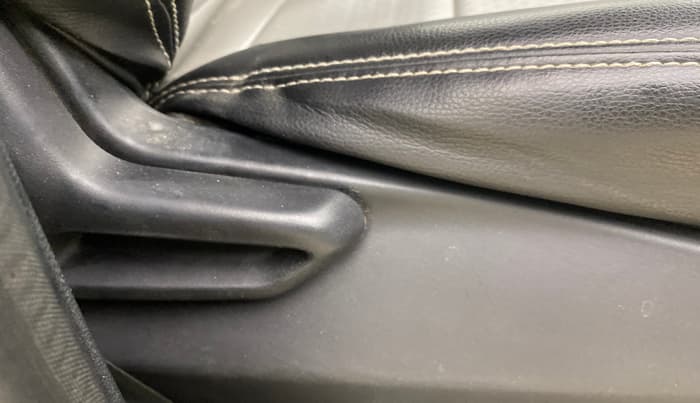 2022 Tata Tiago XT CNG, CNG, Manual, 90,622 km, Driver Side Adjustment Panel