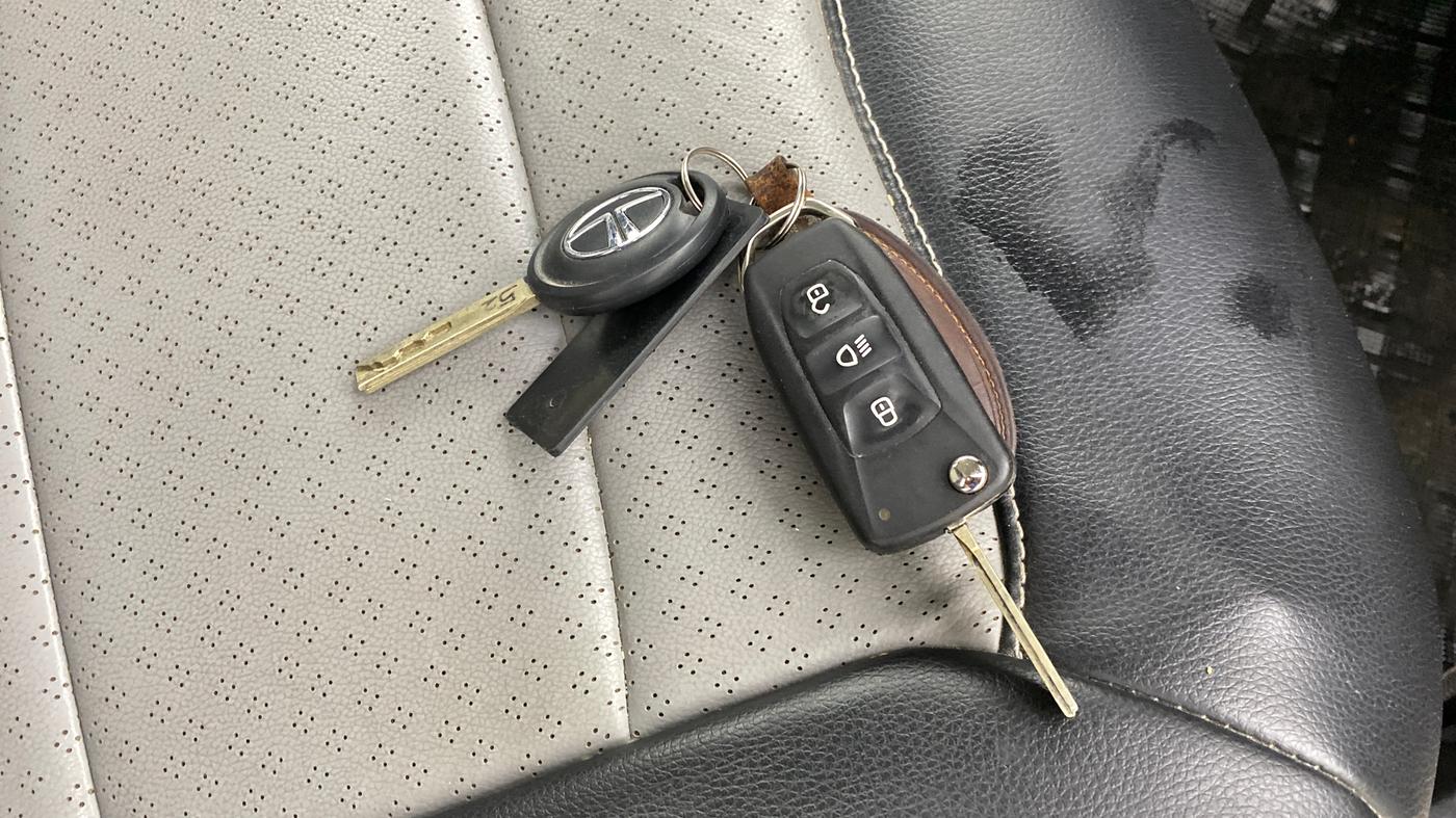 2022 Tata Tiago XT CNG, CNG, Manual, 90,707 km, Key Close Up