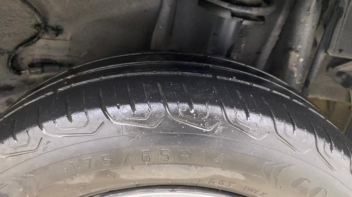 2022 Tata Tiago XT CNG, CNG, Manual, 90,707 km, Left Rear Tyre Tread