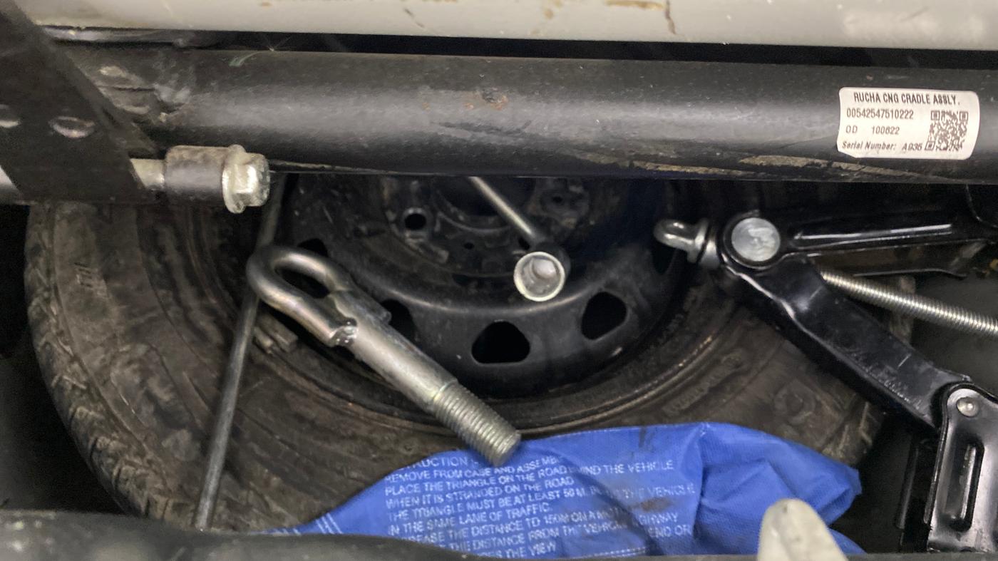 2022 Tata Tiago XT CNG, CNG, Manual, 90,707 km, Spare Tyre