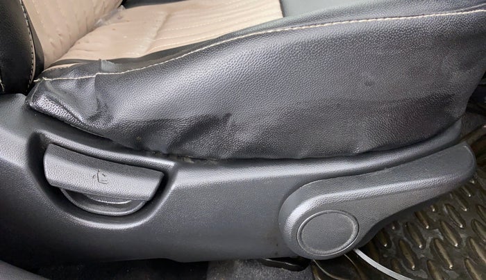 2014 Hyundai Xcent S 1.2 OPT, Petrol, Manual, 90,246 km, Driver Side Adjustment Panel