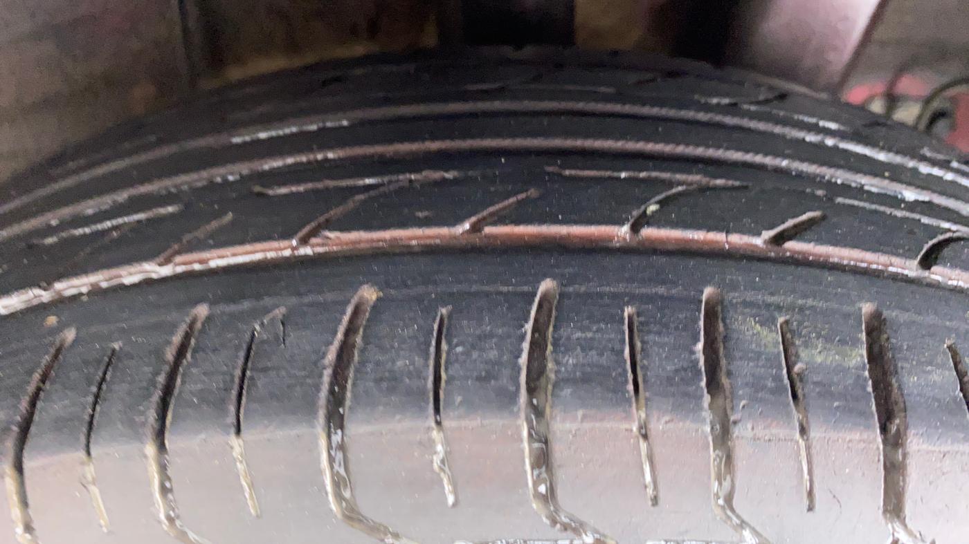 2014 Hyundai Xcent S 1.2 OPT, Petrol, Manual, 90,246 km, Left Rear Tyre Tread