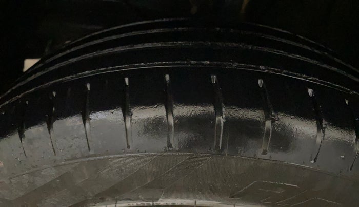 2024 Maruti Baleno SIGMA PETROL 1.2, Petrol, Manual, 28,368 km, Left Front Tyre Tread