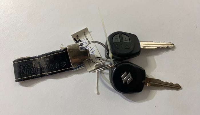 2024 Maruti Baleno SIGMA PETROL 1.2, Petrol, Manual, 28,368 km, Key Close Up